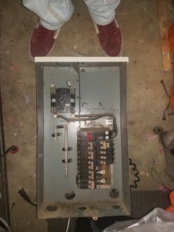 Cutler Hammer meter breaker pannel