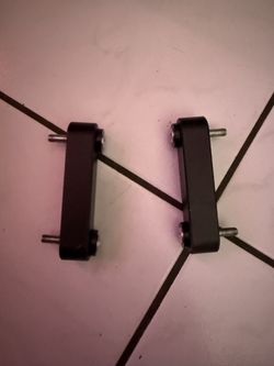 Fl5 Hood Spacers