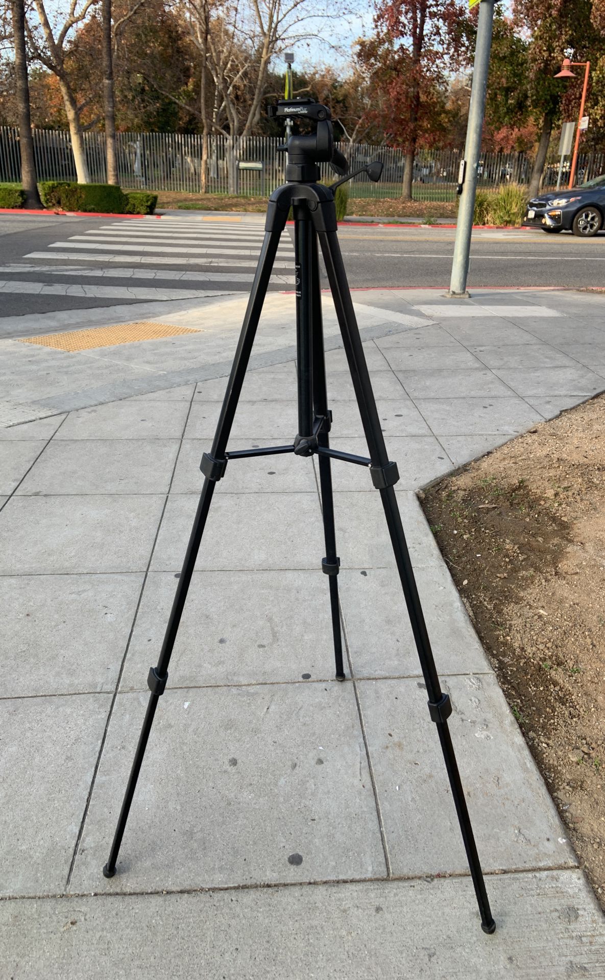 Platinum Plus Tripod 6600DX
