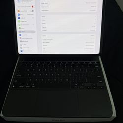 iPad Pro 13” M4 256gb Space Black WiFi + Cellular With Apple Magic Keyboard 