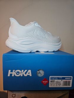 Hoka Clifton 11 Wide Women's Sneakers