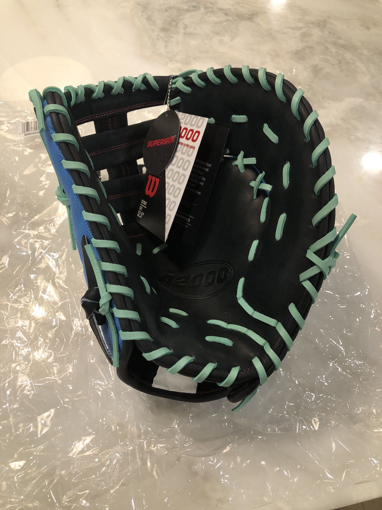 Brand New Wilson 12.5" 1677 A2000 First Base Mitt