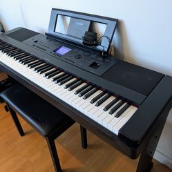 Yamaha DGX-660 88-Key Digital Piano with Bench & Stand - Mint Condition