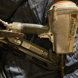 Paslode Framing Nailer 100$  Wrks Great