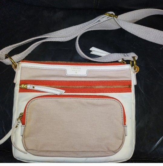 Fossil Shoulder Bag