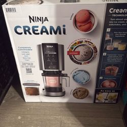 Ice Cream Maker 