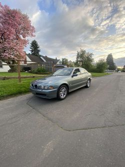 2003 BMW 525i