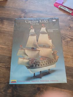 Captain Kidd Pirate Ship Model