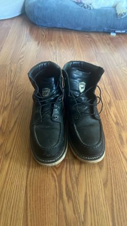Work boots size 10.5