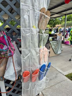 Plastic shoe holder