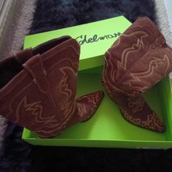 Sam Edelman Ladies Cowboy Boots Medium
Wide
- Chocolate/Tan Leopard Suede
