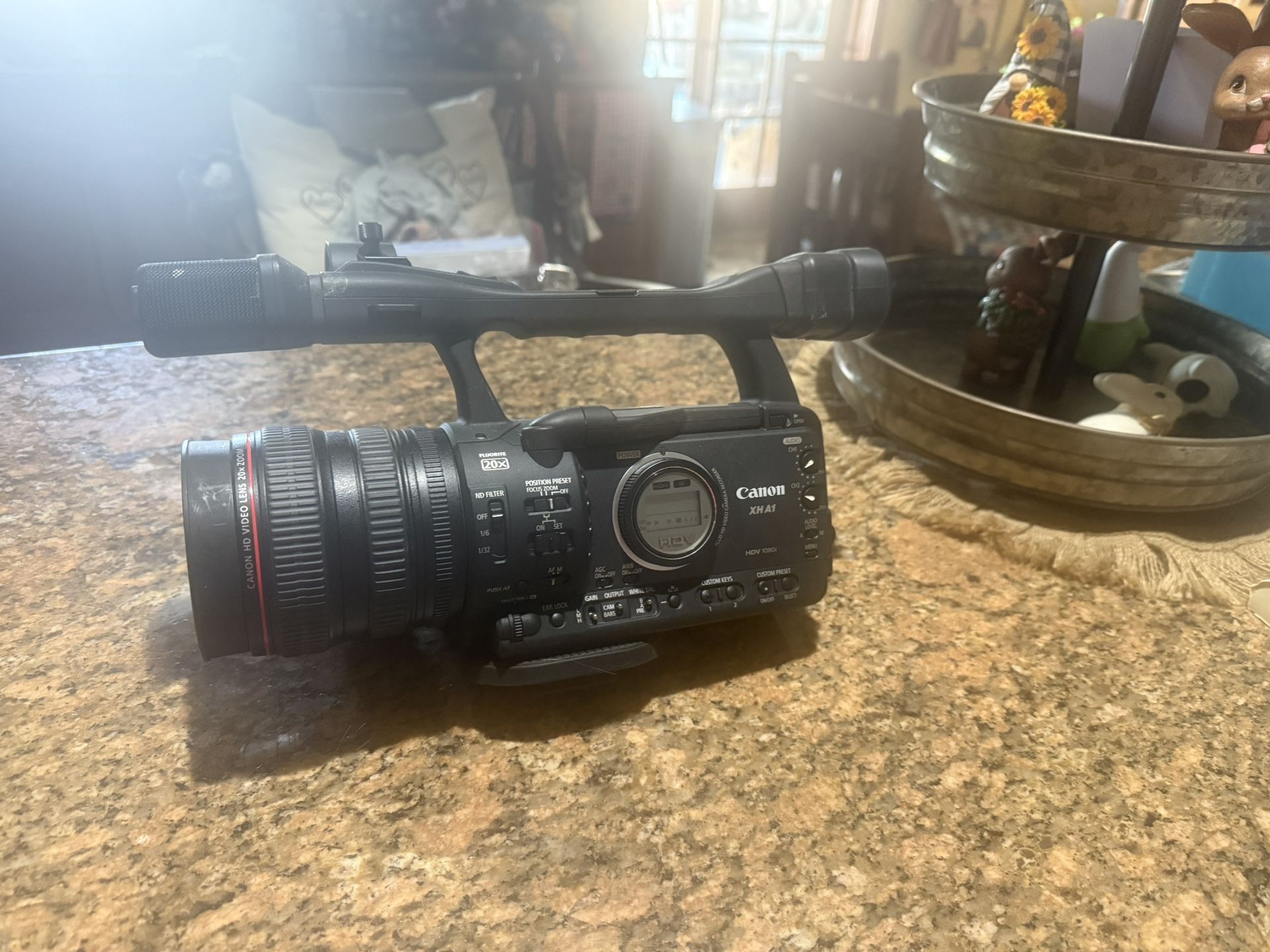 XHA1 Camcorder