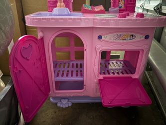Disney princess kitchen