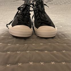 CONVERSE SIZE 12 CHUCK TAYLOR 2 