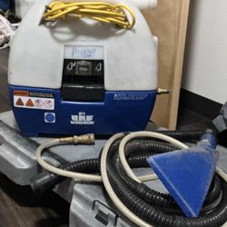 Windsor Carpet Extractor 