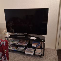 Mislenious Furniture And Electronic Items For Sale