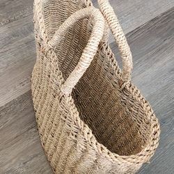 Summer straw bag