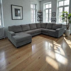 ASHLEY FURNITURE GRAY 3- PIECE SECTIONAL w/ Chaise (FREE DELIVERY)(CLIFTON HEIGHTS PA 19018)