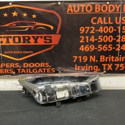 FORD MUSTANG MACH-e 2021-2022 RH HEADLIGHT LED NO PROTECTOR OEM