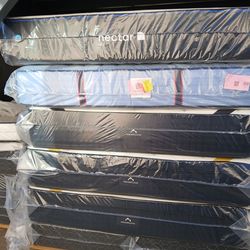 Nectar mattress 

King Size Nectar 4.0 classic  memory foam mattress 

Brand new Mattress