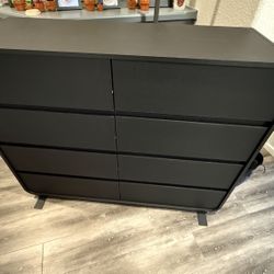 Standifurno Black Dresser with 8 Drawers