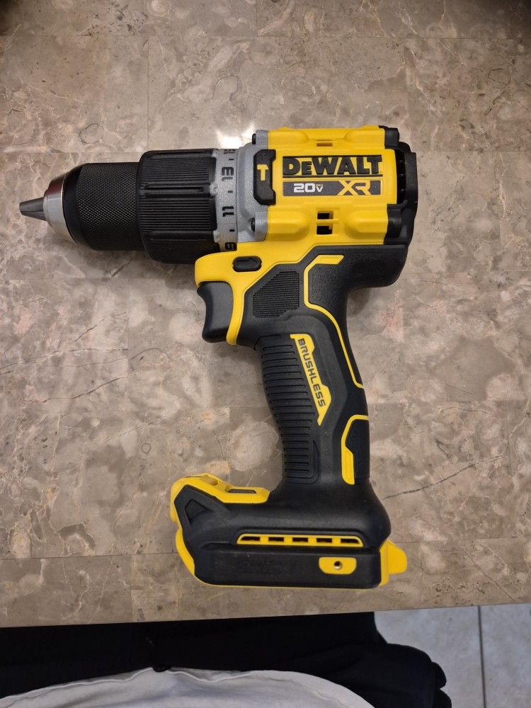 20V max xr brushless Compact Cordless 1/2 in. Hammer Drill (Tool Only)