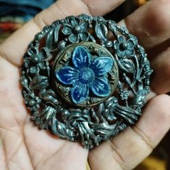 Vinegette Perfume Brooch