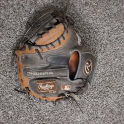 Rawlings Heart Of The Hide Catching Glove | 33 Inch 