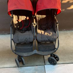Cloud Plus Twins Stroller Easy To Fold 