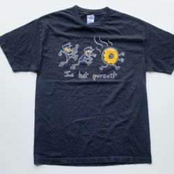 Vintage "In Hot Pursuit" T-shirt $20 (Good Condition) Size L