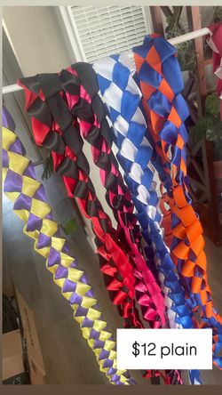 Plain Leis Graduation 