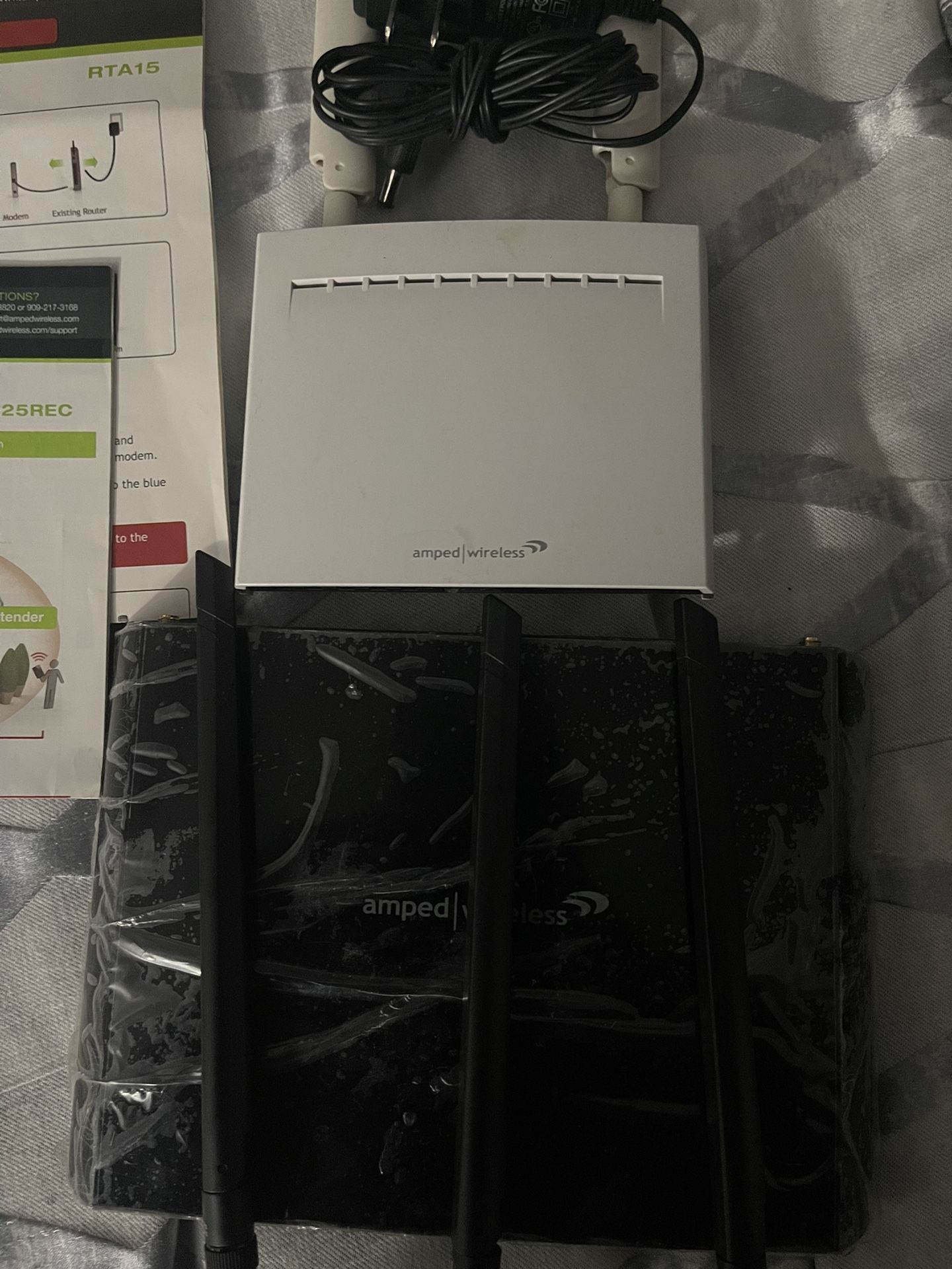 Wi-Fi Router And Extender