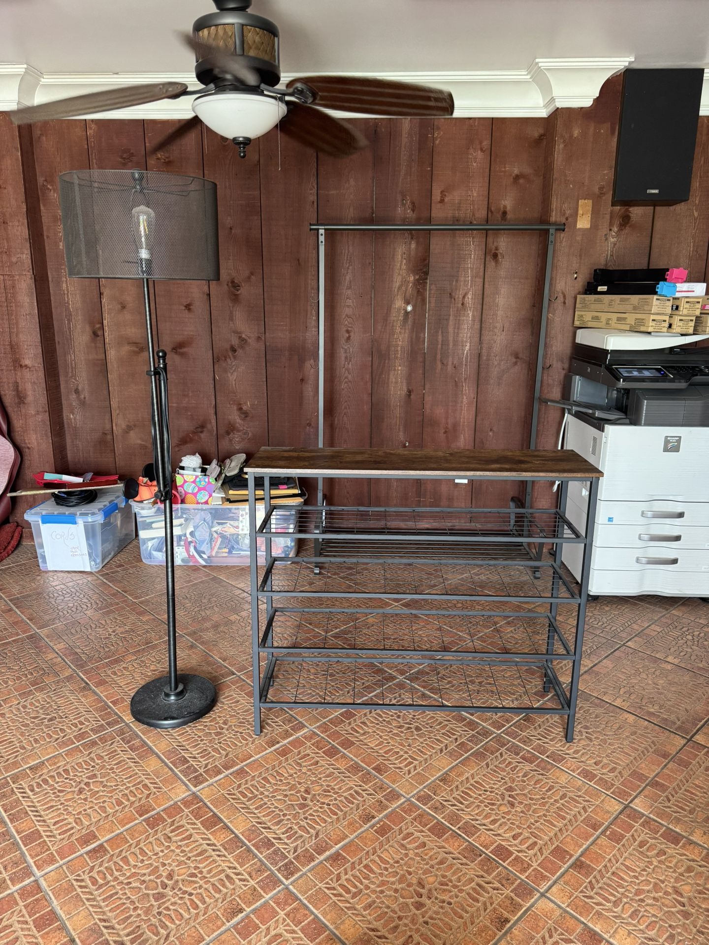 Lamp & Shoe Rack