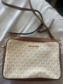 Mk used purse