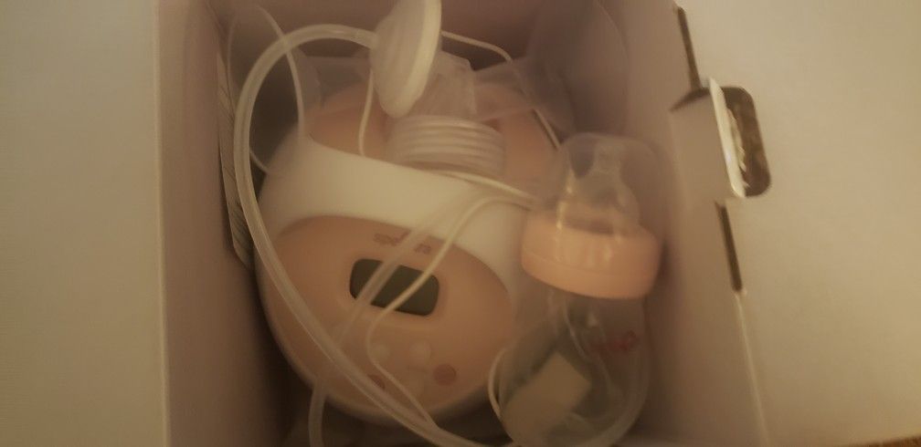 Brand New Breast Pump
