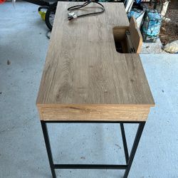 Desk Very Great Shape With Power 