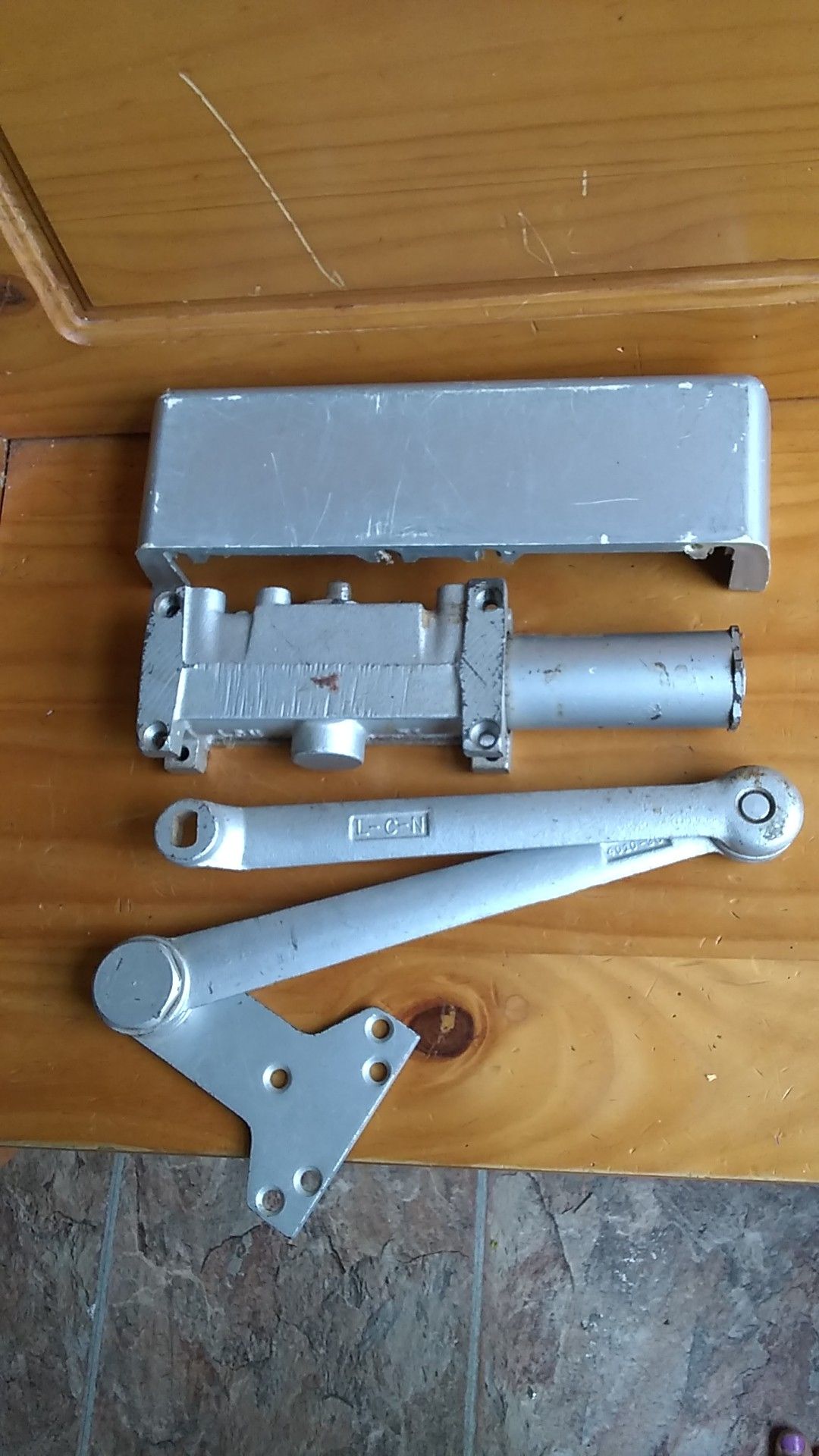 4114 door closer
