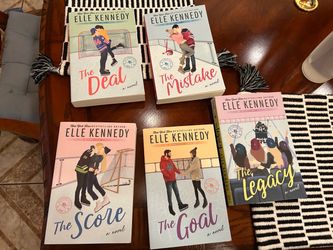 Off campus book series
