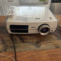 Epson Home Cinema 8350