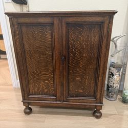 Wood Cabinet 