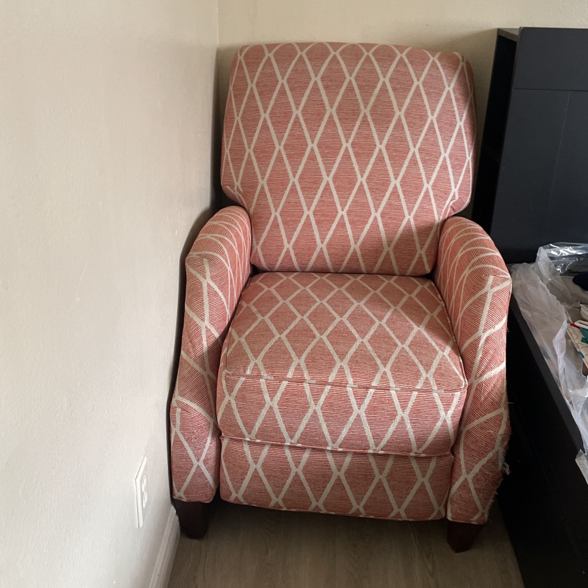 Free Recliner Chair 