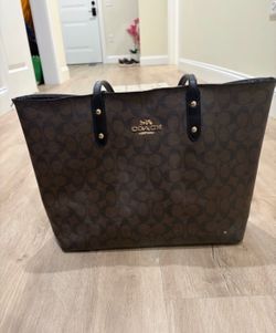 Coach tote