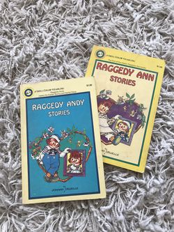 Vintage Raggedy Andy and Raggedy Ann Book Set