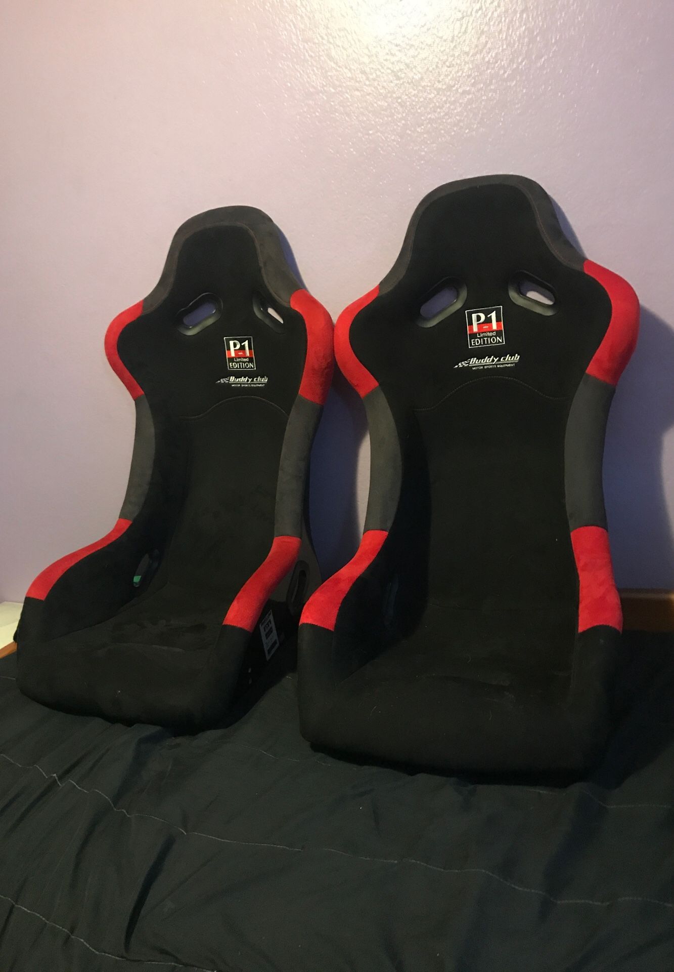 Buddy Club P1 limited edition bucket seats