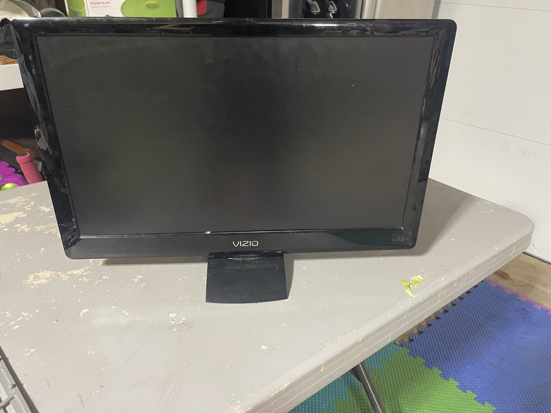 Vizio Monitor And Wireless Keyboard And Mouse