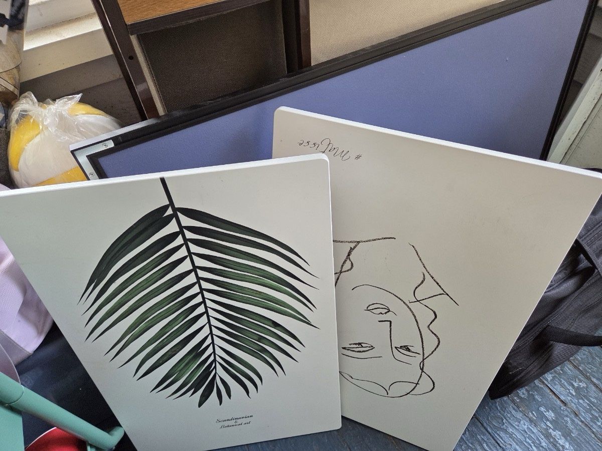 ** Only Today 2 Mood Island Folding Gallery Tables – Korean Tea Style – $80 OBO (Royal Oak)