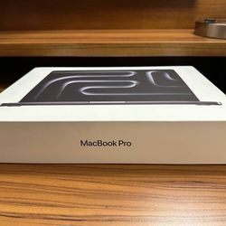 MacBook Pro M5 14 Inch