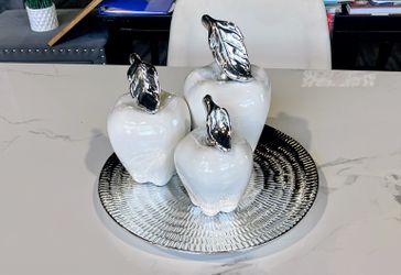 APPLE TRAY WHITE SILVER CERAMIC
