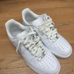 Nike Air Force 1 '07 Low Triple White Men Size 8.5
