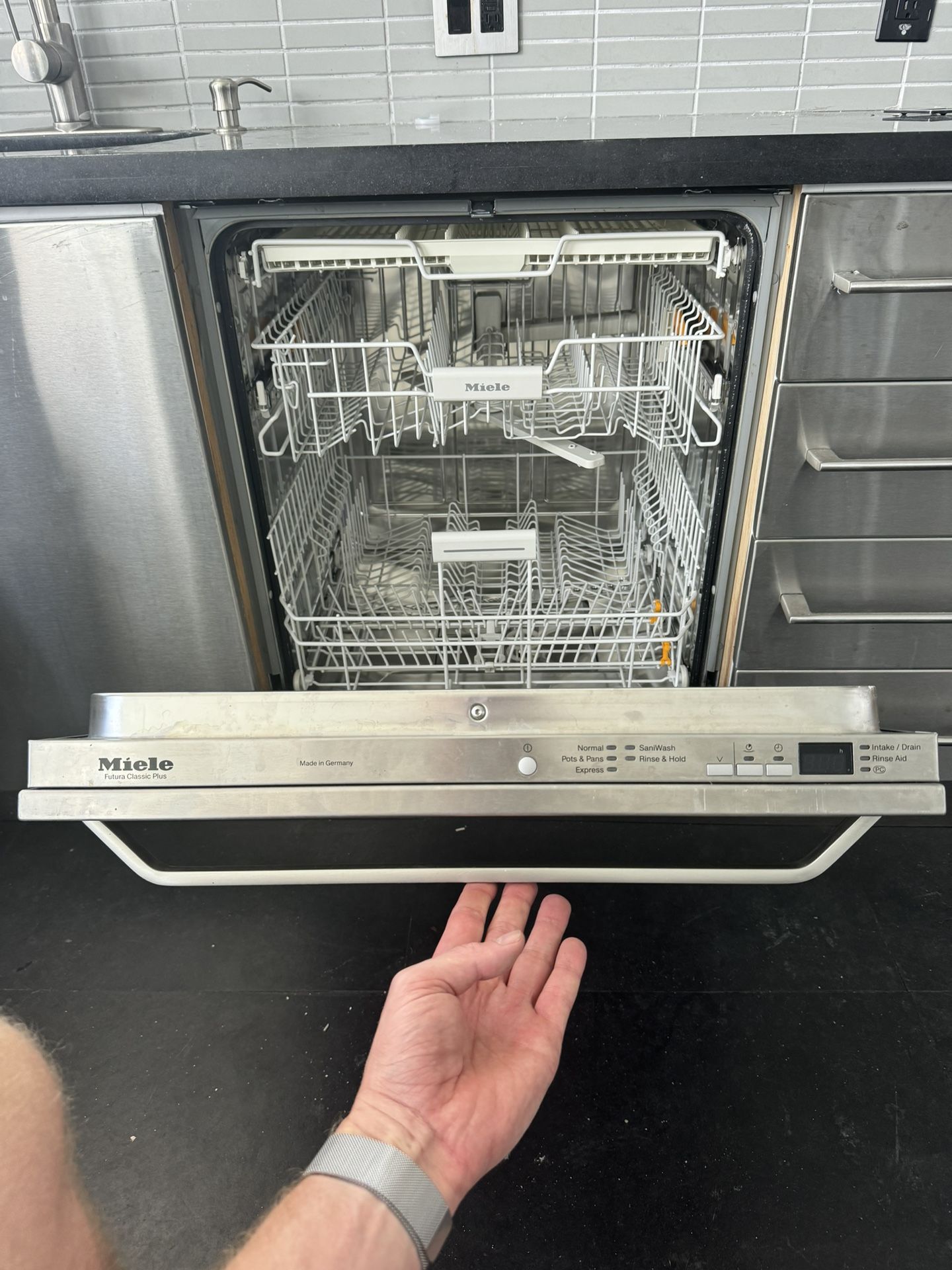 Dishwasher